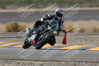 media/Oct-08-2022-SoCal Trackdays (Sat) [[1fc3beec89]]/Turn 14 (1050am)/